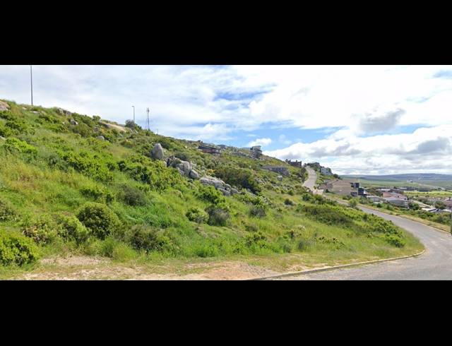 970M² VACANT LAND FOR SALE IN SALDANHA HEIGHTS